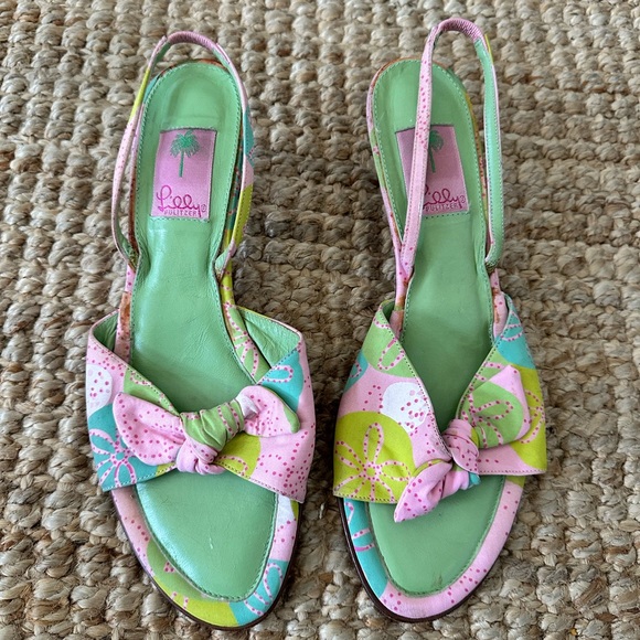 Lilly Pulitzer Shoes - Lilly Pulitzer Vibrant Pink and Green Kitten Heel Slingback Sandals size 10